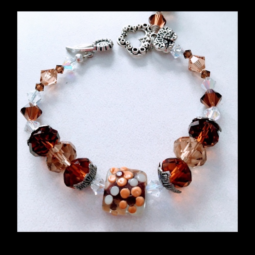 Elegant Flower Lampwork glass and Crystal Beaded Bracelet